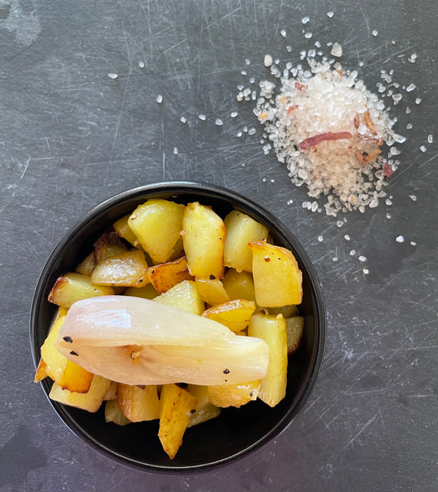 Potatoes sautéed with Camargue salt “Le Vigneron”